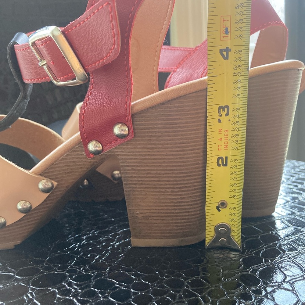 Comfortable wooden heel sandals by Andrea. - Picture 7 of 11